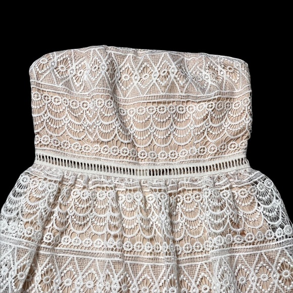 Socialite White Lace Strapless Mini Dress S - Picture 2 of 10